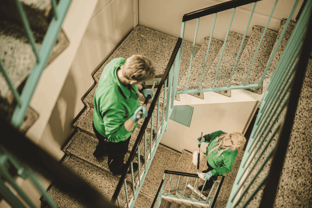 Ejendomsservice - Trappevask hos Anders Andersen