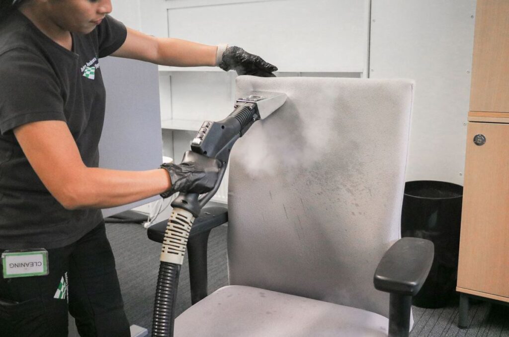 Polstrede møbelrens