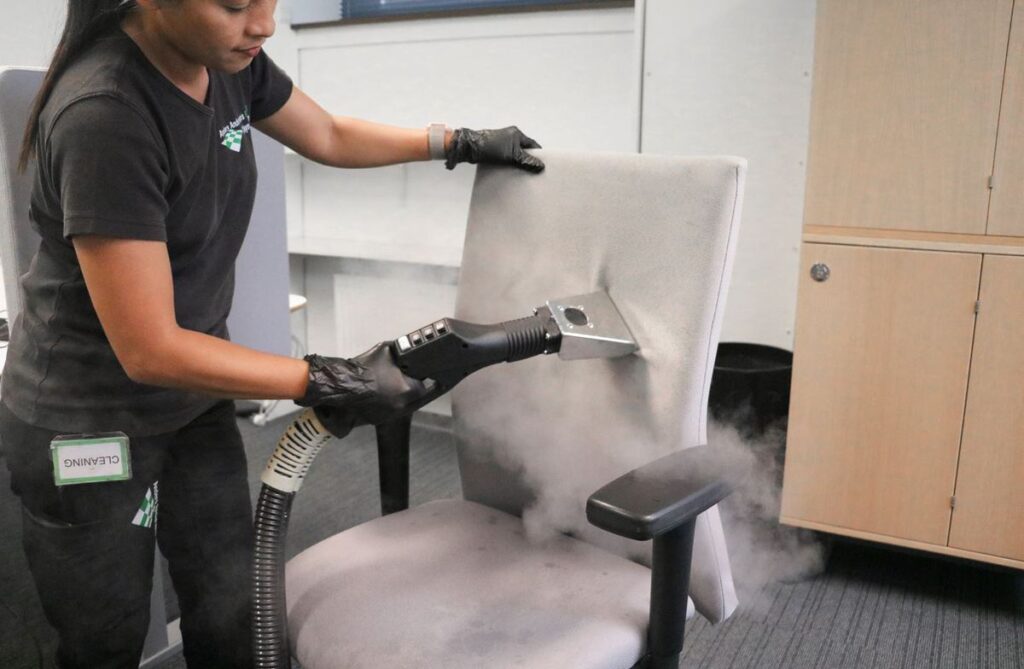 Polstrede møbelrens